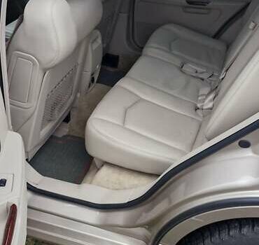 Желтый Кадиллак СРХ, объемом двигателя 3.6 л и пробегом 54 тыс. км за 6700 $, фото 5 на Automoto.ua