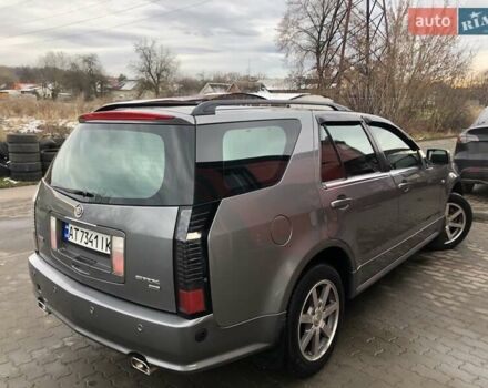 Сірий Каділак SRX, об'ємом двигуна 4.57 л та пробігом 129 тис. км за 7444 $, фото 17 на Automoto.ua