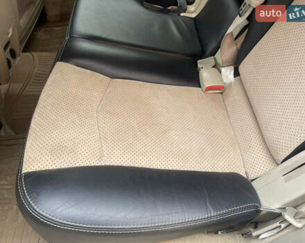 Серый Кадиллак СРХ, объемом двигателя 4.57 л и пробегом 125 тыс. км за 7800 $, фото 40 на Automoto.ua