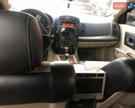 Сірий Каділак SRX, об'ємом двигуна 4.57 л та пробігом 129 тис. км за 7444 $, фото 4 на Automoto.ua