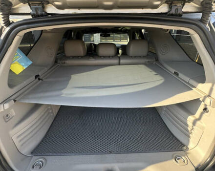 Сірий Каділак SRX, об'ємом двигуна 4.6 л та пробігом 205 тис. км за 5500 $, фото 15 на Automoto.ua