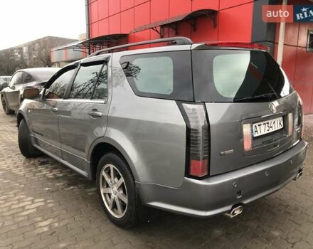 Сірий Каділак SRX, об'ємом двигуна 4.57 л та пробігом 129 тис. км за 7444 $, фото 13 на Automoto.ua