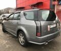 Сірий Каділак SRX, об'ємом двигуна 4.57 л та пробігом 129 тис. км за 7444 $, фото 13 на Automoto.ua