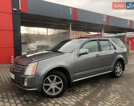 Сірий Каділак SRX, об'ємом двигуна 4.57 л та пробігом 129 тис. км за 7444 $, фото 10 на Automoto.ua