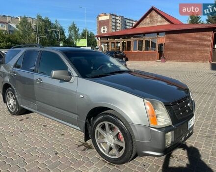 Серый Кадиллак СРХ, объемом двигателя 4.57 л и пробегом 130 тыс. км за 5777 $, фото 1 на Automoto.ua