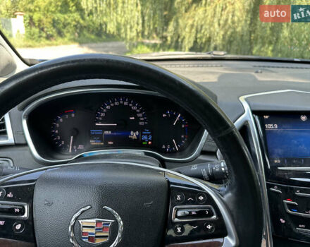 Синій Каділак SRX, об'ємом двигуна 3.56 л та пробігом 199 тис. км за 13700 $, фото 12 на Automoto.ua