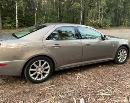 Серый Кадиллак STS, объемом двигателя 4.6 л и пробегом 15 тыс. км за 247 $, фото 1 на Automoto.ua