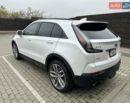 Кадиллак XT4 2018 в Киеве на Automoto.ua Белый Кадиллак XT4, объемом двигателя 2 л и пробегом 88 тыс. км за 23000 $, фото 8 на Automoto.ua