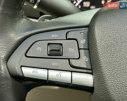 Белый Кадиллак XT4, объемом двигателя 2 л и пробегом 105 тыс. км за 22500 $, фото 56 на Automoto.ua