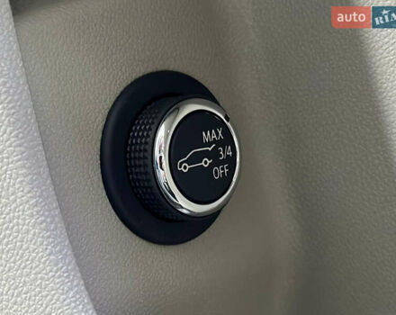 Білий Каділак XT4, об'ємом двигуна 2 л та пробігом 105 тис. км за 22500 $, фото 35 на Automoto.ua