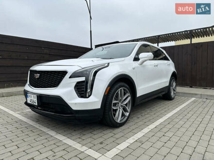 Кадиллак XT4 2018 в Киеве на Automoto.ua Белый Кадиллак XT4, объемом двигателя 2 л и пробегом 88 тыс. км за 23000 $, фото 1 на Automoto.ua