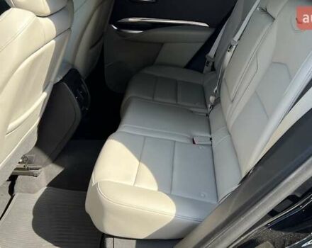 Чорний Каділак XT4, об'ємом двигуна 2 л та пробігом 97 тис. км за 20800 $, фото 16 на Automoto.ua