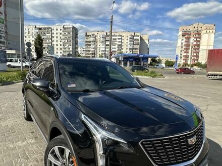 Чорний Каділак XT4, об'ємом двигуна 2 л та пробігом 45 тис. км за 25000 $, фото 1 на Automoto.ua