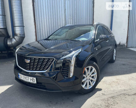 Чорний Каділак XT4, об'ємом двигуна 2 л та пробігом 70 тис. км за 22500 $, фото 1 на Automoto.ua