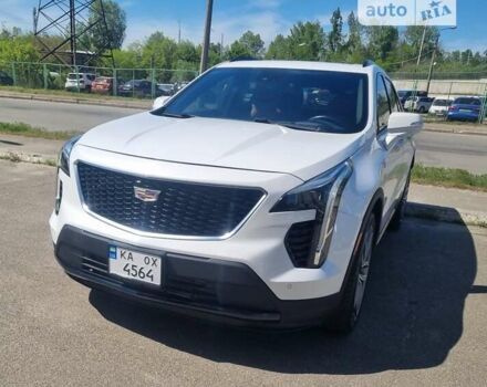 Каділак XT4, об'ємом двигуна 2 л та пробігом 74 тис. км за 25999 $, фото 4 на Automoto.ua