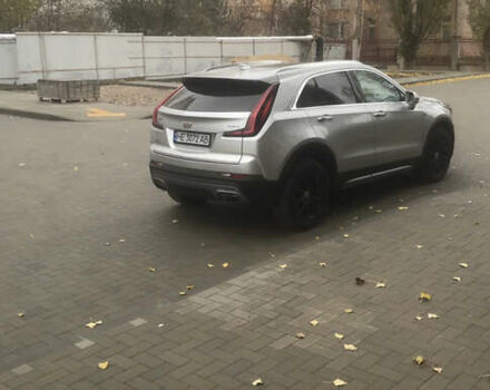 Серый Кадиллак XT4, объемом двигателя 2 л и пробегом 42 тыс. км за 23000 $, фото 1 на Automoto.ua