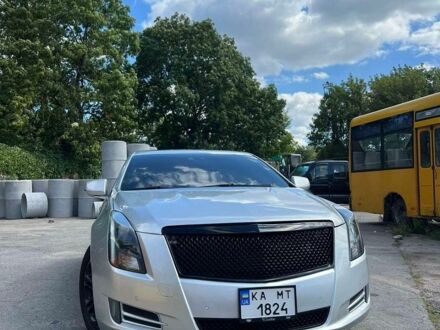 Сірий Каділак XT4, об'ємом двигуна 3.6 л та пробігом 240 тис. км за 14000 $, фото 1 на Automoto.ua