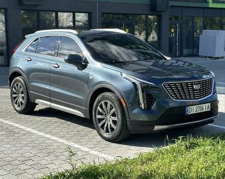 Серый Кадиллак XT4, объемом двигателя 2 л и пробегом 103 тыс. км за 18888 $, фото 1 на Automoto.ua