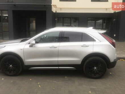Сірий Каділак XT4, об'ємом двигуна 2 л та пробігом 42 тис. км за 23000 $, фото 1 на Automoto.ua