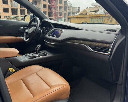 Синий Кадиллак XT4, объемом двигателя 2 л и пробегом 93 тыс. км за 20700 $, фото 8 на Automoto.ua