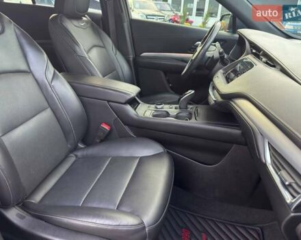 Синий Кадиллак XT4, объемом двигателя 2 л и пробегом 86 тыс. км за 23500 $, фото 24 на Automoto.ua