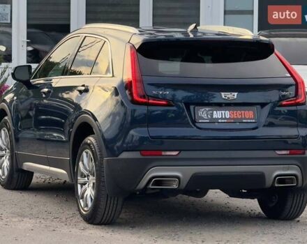 Синий Кадиллак XT4, объемом двигателя 2 л и пробегом 86 тыс. км за 23500 $, фото 7 на Automoto.ua