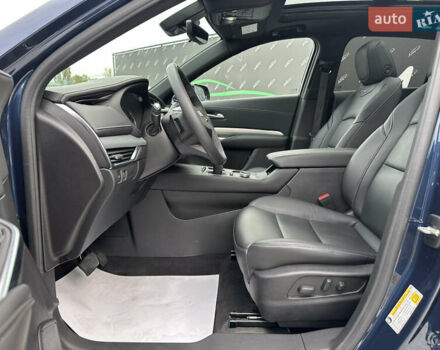 Синий Кадиллак XT4, объемом двигателя 2 л и пробегом 47 тыс. км за 26999 $, фото 20 на Automoto.ua