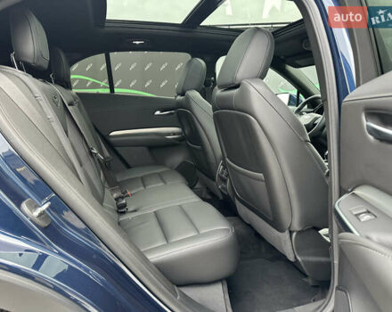 Синий Кадиллак XT4, объемом двигателя 2 л и пробегом 47 тыс. км за 26999 $, фото 12 на Automoto.ua