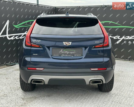 Синий Кадиллак XT4, объемом двигателя 2 л и пробегом 47 тыс. км за 26999 $, фото 3 на Automoto.ua