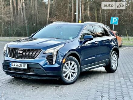 Синий Кадиллак XT4, объемом двигателя 2 л и пробегом 35 тыс. км за 28900 $, фото 1 на Automoto.ua