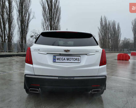Белый Кадиллак XT5, объемом двигателя 3.65 л и пробегом 100 тыс. км за 20990 $, фото 4 на Automoto.ua