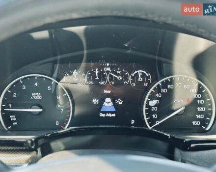 Білий Каділак XT5, об'ємом двигуна 3.64 л та пробігом 97 тис. км за 20600 $, фото 14 на Automoto.ua