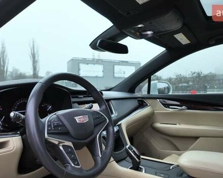 Белый Кадиллак XT5, объемом двигателя 3.65 л и пробегом 100 тыс. км за 20990 $, фото 16 на Automoto.ua