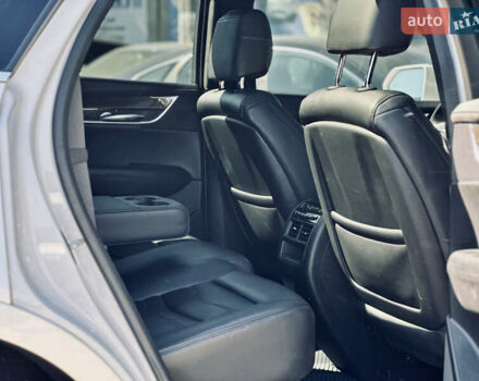 Білий Каділак XT5, об'ємом двигуна 3.64 л та пробігом 97 тис. км за 20600 $, фото 20 на Automoto.ua