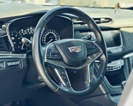 Белый Кадиллак XT5, объемом двигателя 3.6 л и пробегом 97 тыс. км за 20600 $, фото 9 на Automoto.ua