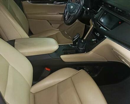 Білий Каділак XT5, об'ємом двигуна 3.64 л та пробігом 96 тис. км за 17800 $, фото 9 на Automoto.ua
