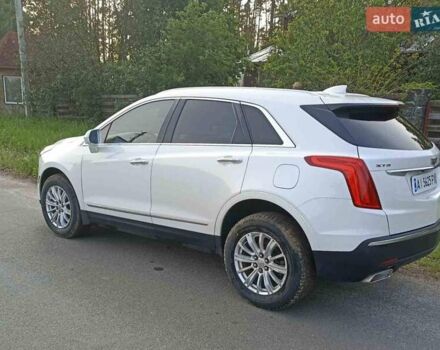 Білий Каділак XT5, об'ємом двигуна 3.64 л та пробігом 96 тис. км за 17800 $, фото 3 на Automoto.ua