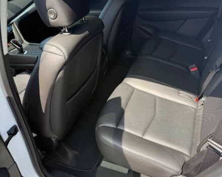Белый Кадиллак XT5, объемом двигателя 3.6 л и пробегом 43 тыс. км за 5900 $, фото 11 на Automoto.ua