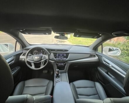 Білий Каділак XT5, об'ємом двигуна 2 л та пробігом 89 тис. км за 24500 $, фото 20 на Automoto.ua