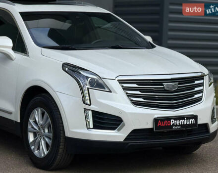 Белый Кадиллак XT5, объемом двигателя 3.6 л и пробегом 25 тыс. км за 23500 $, фото 11 на Automoto.ua