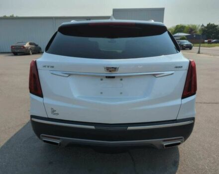 Белый Кадиллак XT5, объемом двигателя 3.6 л и пробегом 28 тыс. км за 7100 $, фото 4 на Automoto.ua