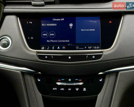 Белый Кадиллак XT5, объемом двигателя 3.6 л и пробегом 25 тыс. км за 23500 $, фото 24 на Automoto.ua