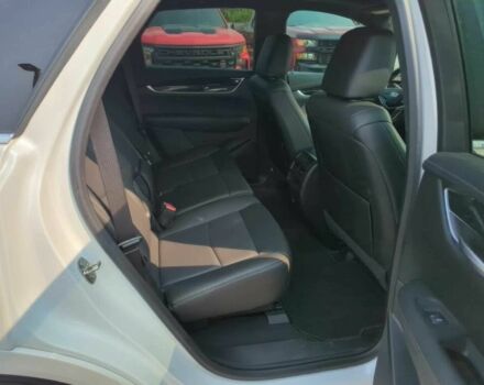 Белый Кадиллак XT5, объемом двигателя 3.6 л и пробегом 28 тыс. км за 7100 $, фото 12 на Automoto.ua