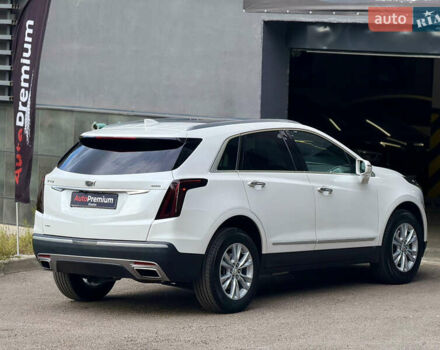 Белый Кадиллак XT5, объемом двигателя 3.6 л и пробегом 25 тыс. км за 23500 $, фото 7 на Automoto.ua