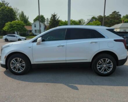 Белый Кадиллак XT5, объемом двигателя 3.6 л и пробегом 28 тыс. км за 7100 $, фото 2 на Automoto.ua