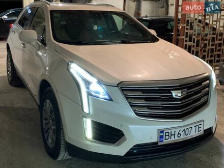 Белый Кадиллак XT5, объемом двигателя 3.65 л и пробегом 132 тыс. км за 19000 $, фото 1 на Automoto.ua