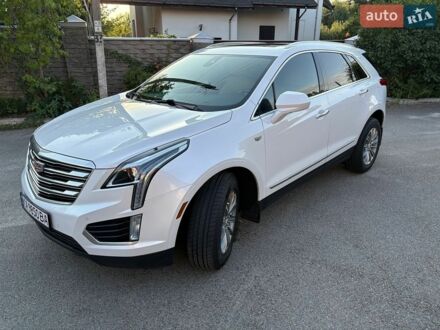 Белый Кадиллак XT5, объемом двигателя 3.65 л и пробегом 123 тыс. км за 18900 $, фото 1 на Automoto.ua
