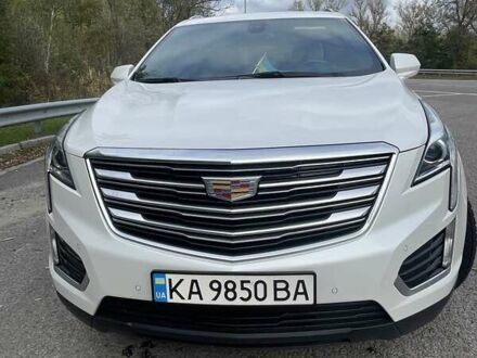 Кадиллак XT5 2017 в Киеве на Automoto.ua Белый Кадиллак XT5, объемом двигателя 3.65 л и пробегом 103 тыс. км за 25000 $, фото 1 на Automoto.ua