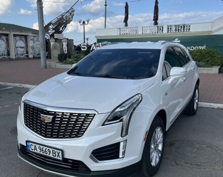 Белый Кадиллак XT5, объемом двигателя 2 л и пробегом 89 тыс. км за 24500 $, фото 1 на Automoto.ua