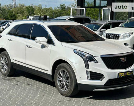 Білий Каділак XT5, об'ємом двигуна 2 л та пробігом 24 тис. км за 25800 $, фото 1 на Automoto.ua